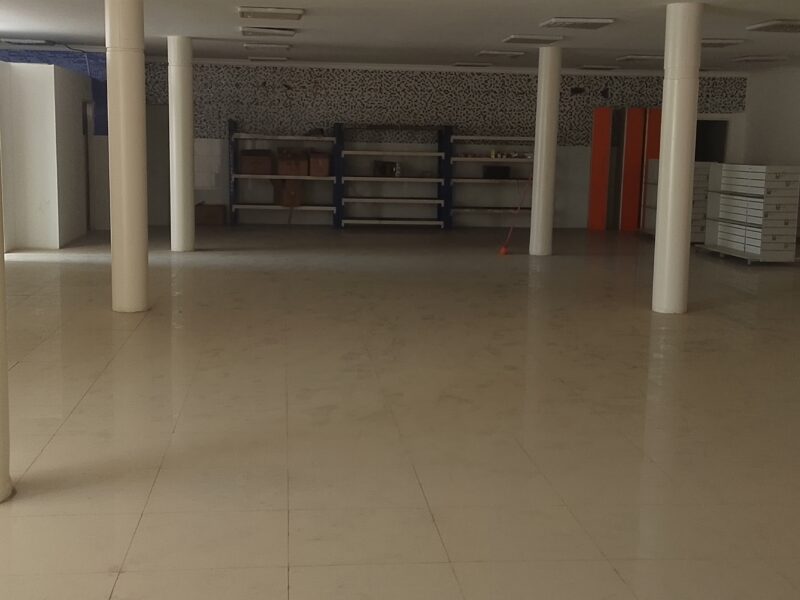 Edifício multiuso a Venda ou arrendamento, aberto a parceria.