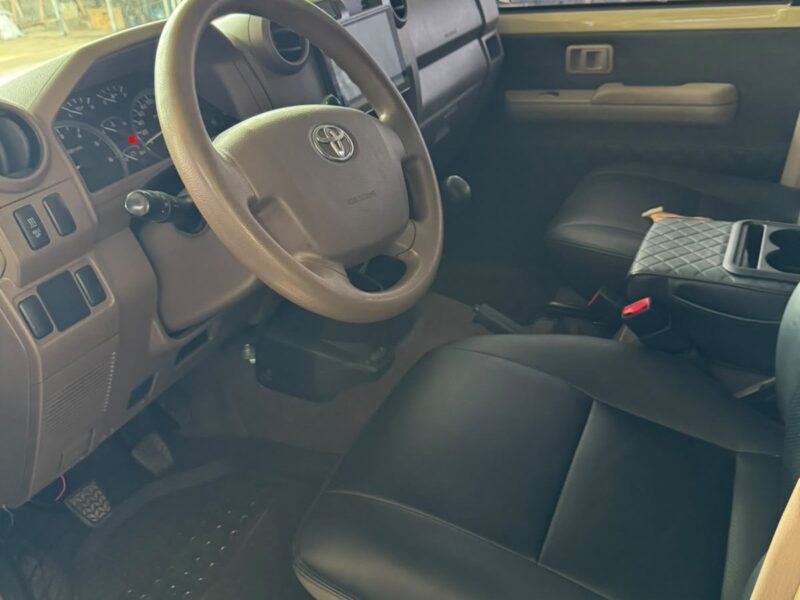 Vende-se Land Cruiser V8 chef máquina tudo de origem carro super cuidado