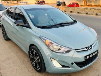 HUNDAI ELANTRA