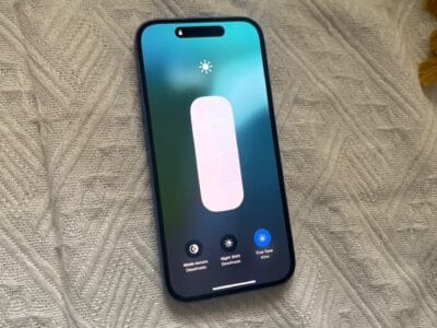 iPhone 16 normal