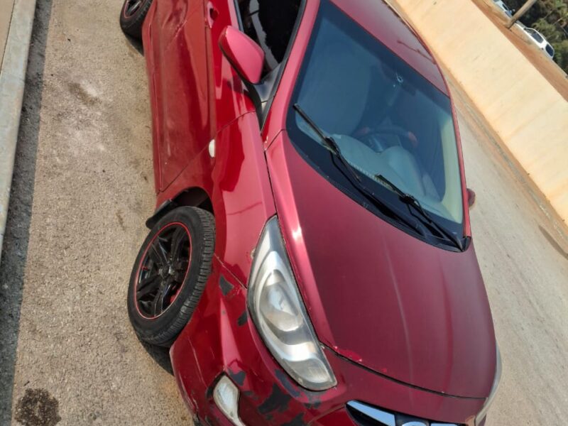 Hyundai accent 2V