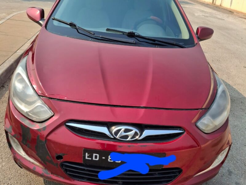 Hyundai accent 2V