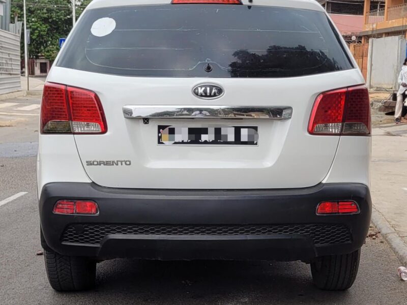 KIA SORENTO FULL OPTIONS