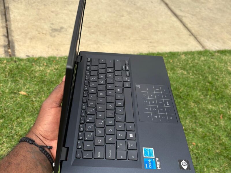 ASUS EXPERTBOOK 15.6"