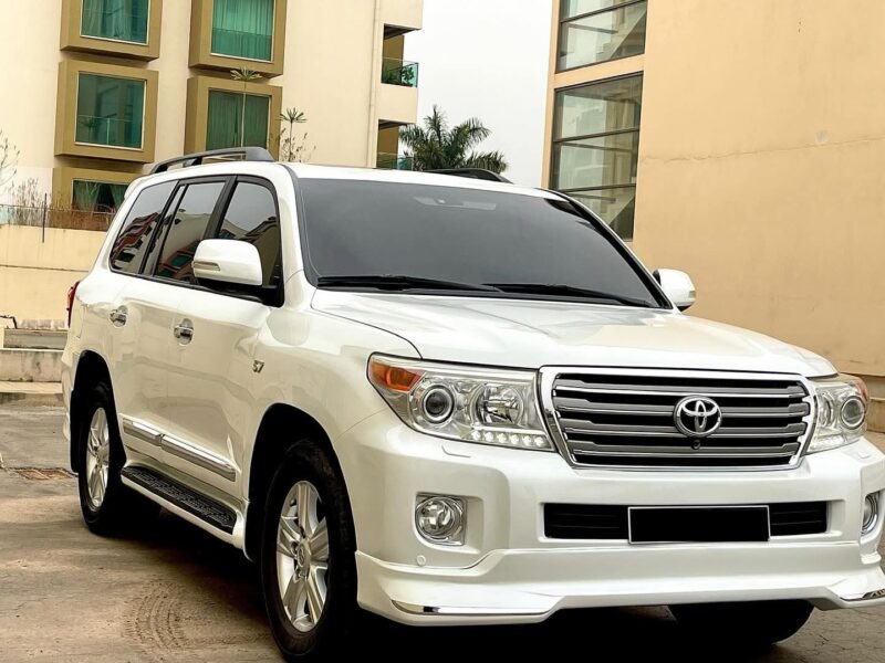 Toyota Land Cruiser VXR