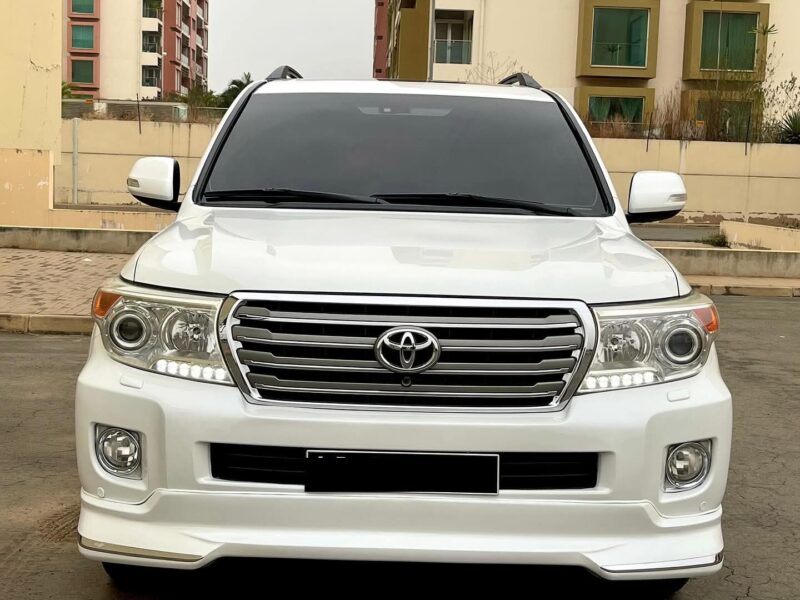 Toyota Land Cruiser VXR