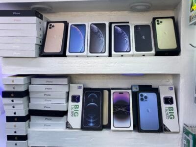 TEMOS IPHONES DISPONÍVEIS DO XR ATÉ O 16