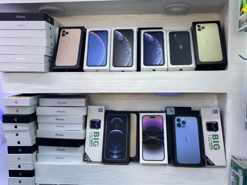 TEMOS IPHONES DISPONÍVEIS DO XR ATÉ O 16