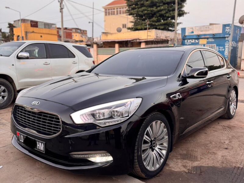 Kia k9 a venda