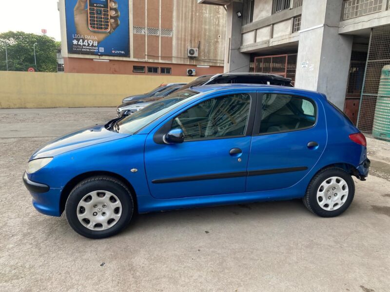 Peugeout 206 a venda
