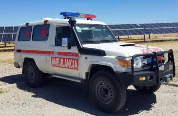 AMBULÂNCIA LAND CRUISER MOTOR V8