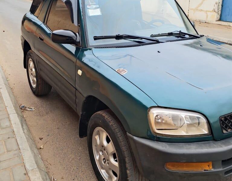 *TOYOTA RAV4 DESPORTIVO*