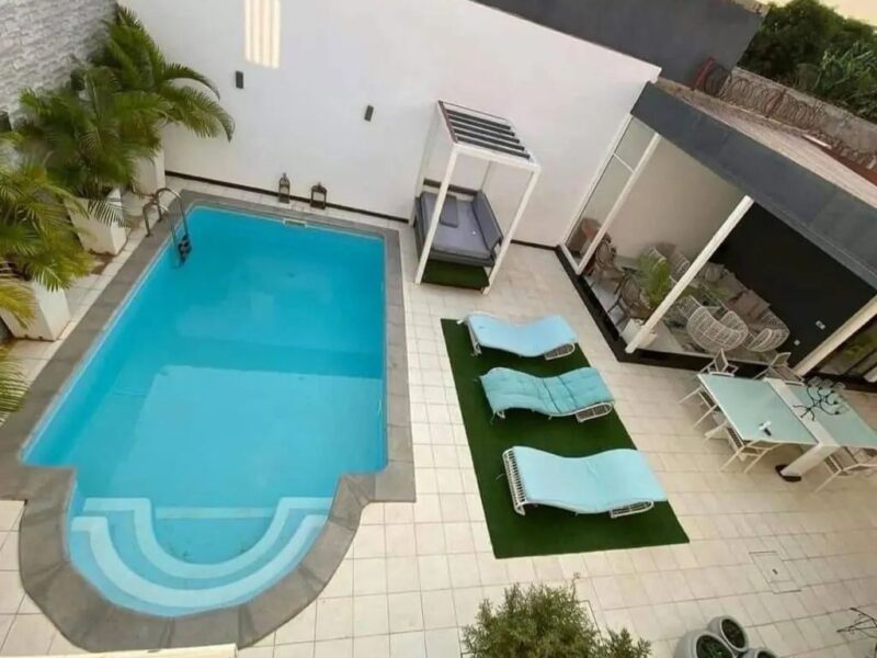 LUXUOSA VIVENDA MOBILADA NO BENFICA - KIFICA