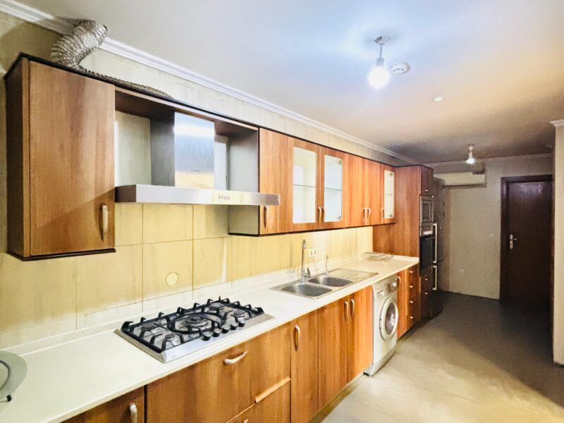 Apartamento T3 mobilado no edifício ZIMBO TOWERS