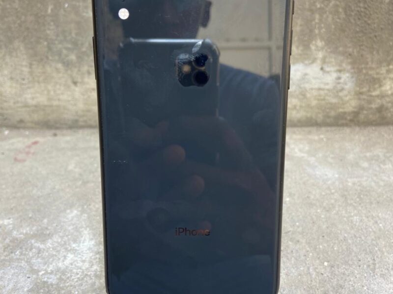 iPhone 11normal novo fora da caixa📲