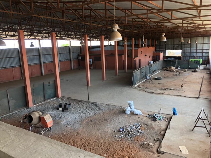 Venda este Armazém/Estaleiro