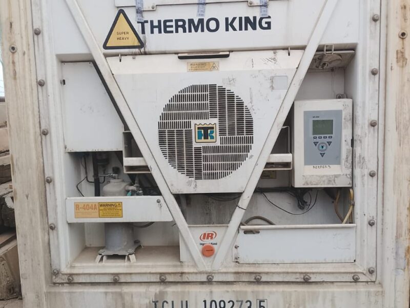 *VENDO ESTE CONTENTOR FRIGORÍFICO QUASE NOVINHO*