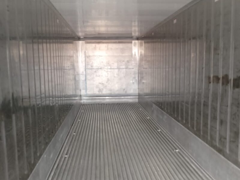 *VENDO ESTE CONTENTOR FRIGORÍFICO QUASE NOVINHO*