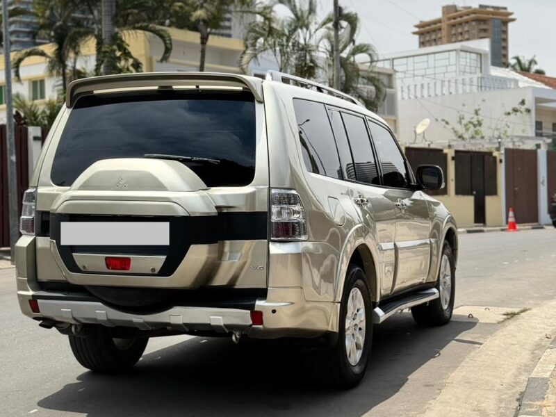 *Mitsubishi pajeiro v6🚘*