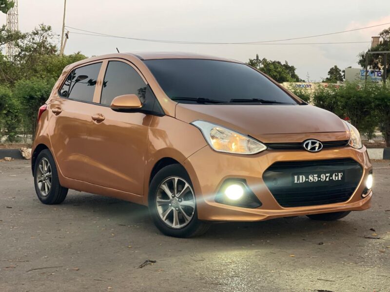 *HYUNDAI GRAND I10 1.2*