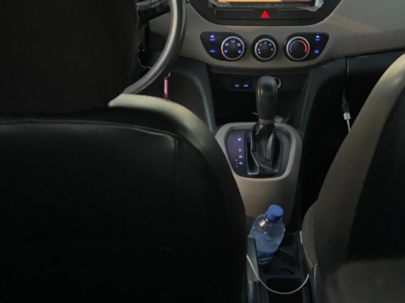 *HYUNDAI GRAND I10 1.2*