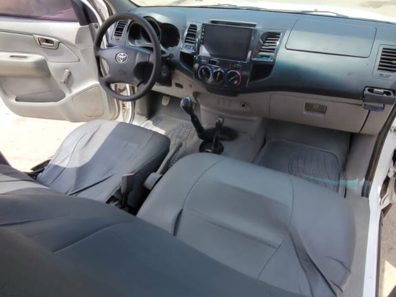 VENDO TOYOTA HILUX