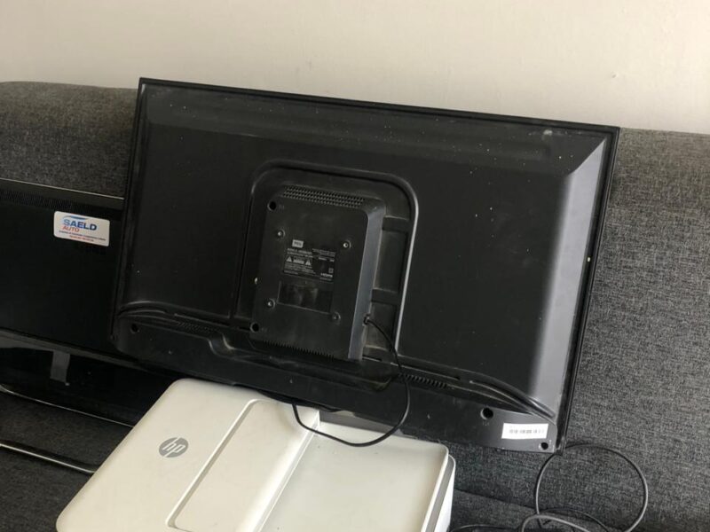 *À Venda Materiais de Escritório*