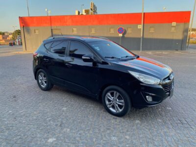 *HYUNDAI TUCSON*