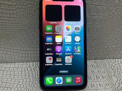 iPhone 11normal novo fora da caixa📲