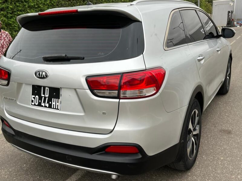 *KIA SORENTO FULL*