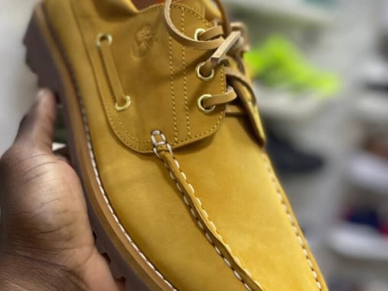 Venda de sapatos e ténis originais