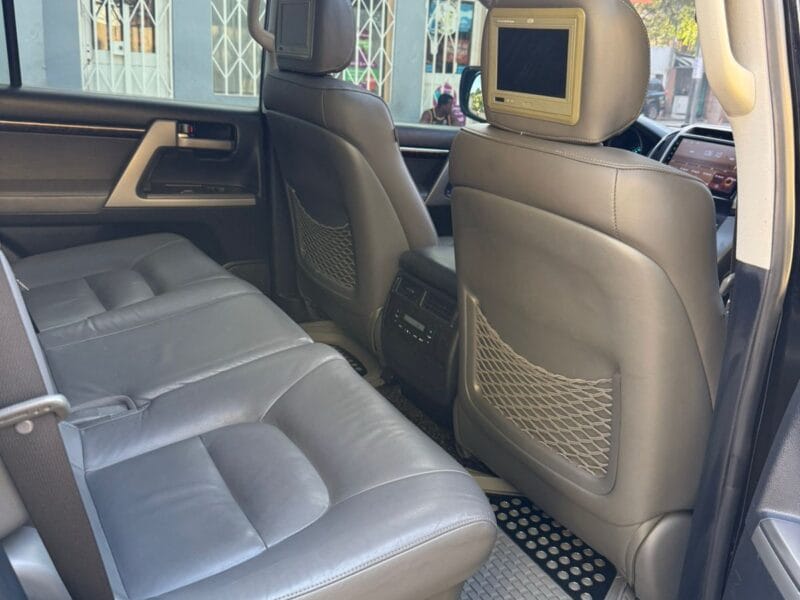 TOYOTA LAND CRUISER VX FULL OPTION | DIESEL V8 BEM CUIDADO