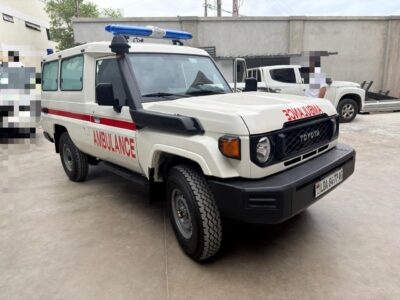 Toyota Land Cruise Ambulância