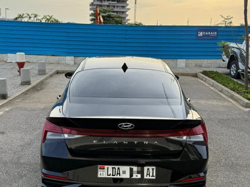 HYUNDAI ELANTRA Full