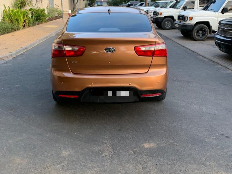 KIA RIO DE MALA