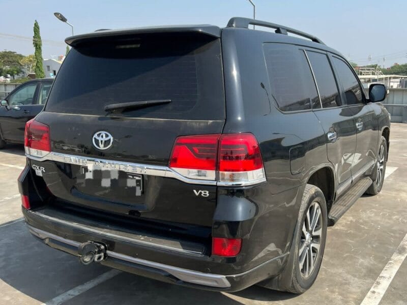 TOYOTA LAND CRUISER GX.R SUV