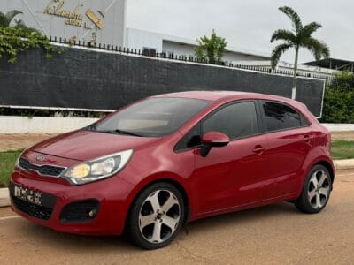 KIA RIO DESPORTIVO.