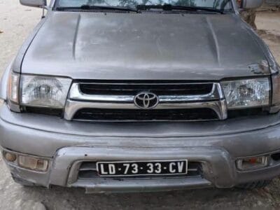 TOYOTA RUNNER
