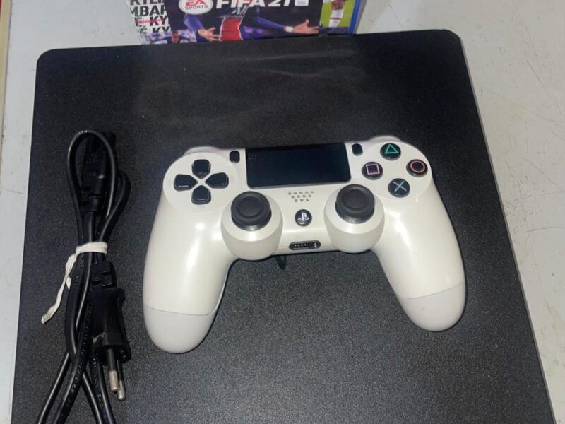 Ps4 slim