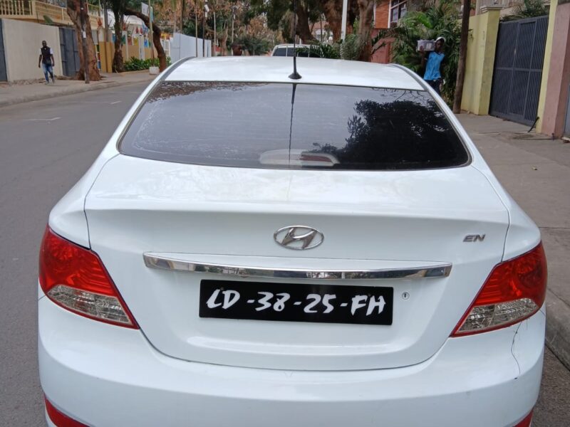 HYUNDAI ACCENT