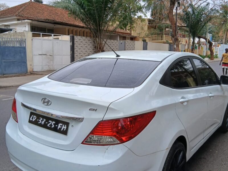 HYUNDAI ACCENT